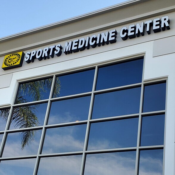 More Photos Of 1122 Bristol St, Costa Mesa Medical For Lease