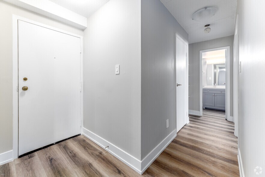 More Photos Of 112 Breckenridge Dr, Kitchener Apartments For Sale