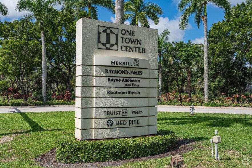 More Photos Of 1 Town Center Rd, Boca Raton Office For Lease