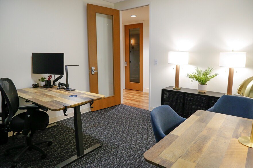 More Photos Of 6301 Gaston Ave, Dallas Coworking Space