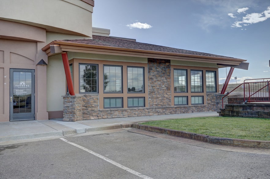 More Photos Of 15530 E Broncos Pky, Centennial Office For Lease