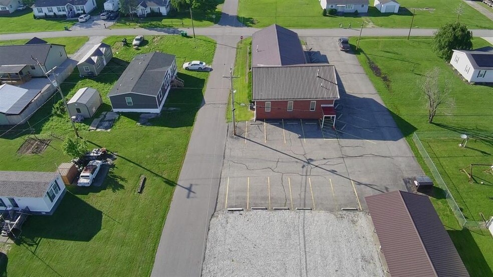 More Photos Of 466 Maynard Ave, Franklin Furnace Flex For Sale