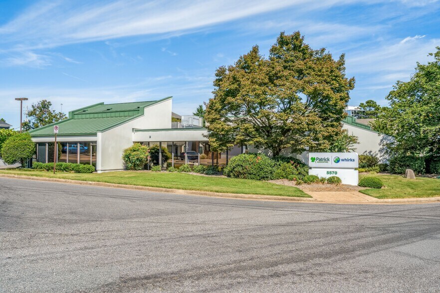 Primary Photo Of 5570 Murray Ave, Memphis Office For Sale