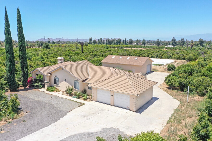 More Photos Of 8715 Dufferin Ave, Riverside Land For Sale