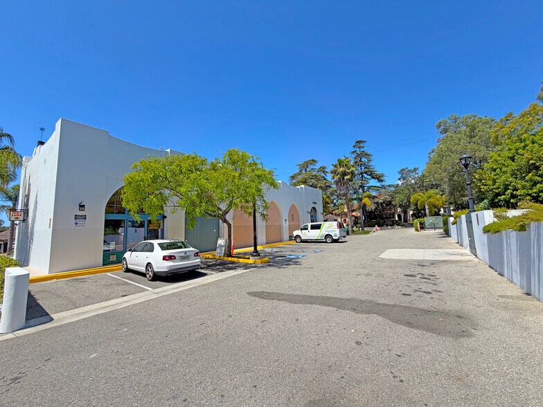 More Photos Of 1936 State St, Santa Barbara Freestanding For Sale