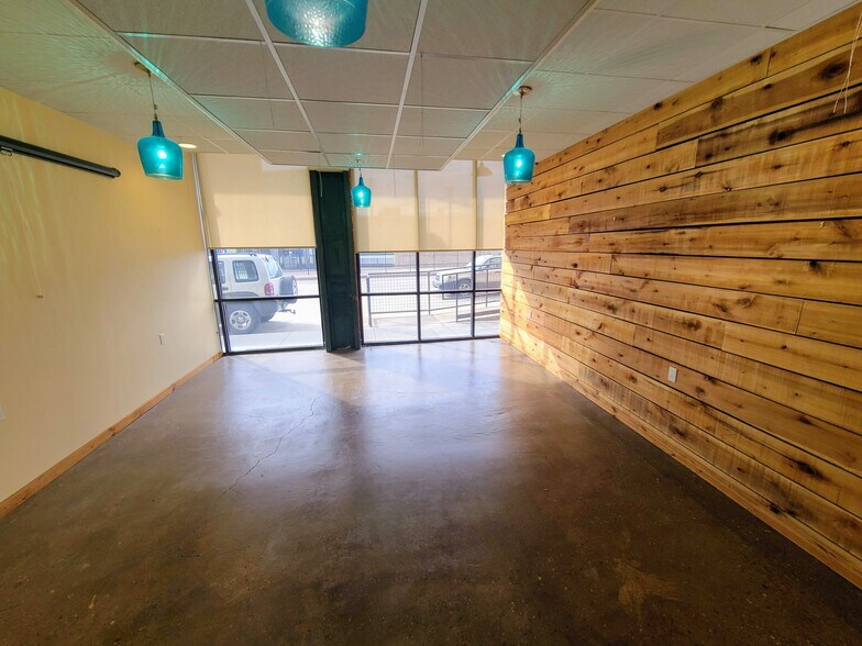More Photos Of 1216 Smith St, Charleston Apartments For Lease