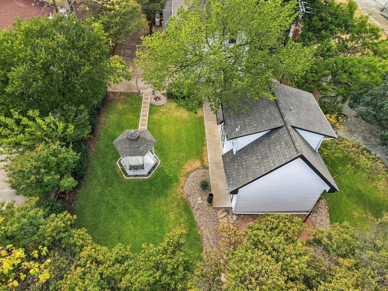 More Photos Of 1417 8th Ave, Fort Worth Hospitality For Sale