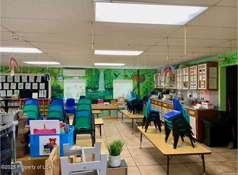 More Photos Of 18 Country Rd, Shavertown Medical For Sale