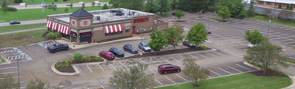 Primary Photo Of 4300 Lakepointe Corporate Dr, Stow Restaurant For Lease