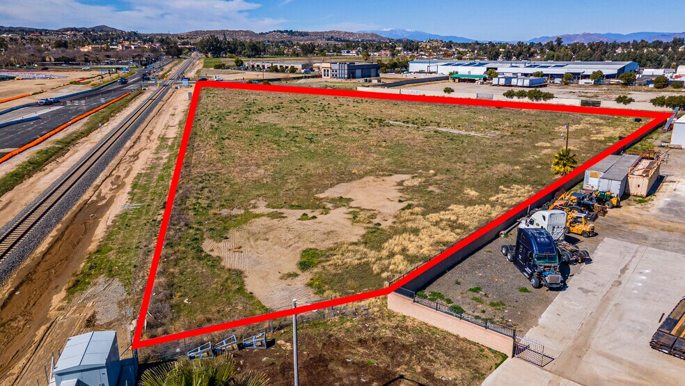 More Photos Of 0 Case Rd/ Ellis, Perris Land For Lease