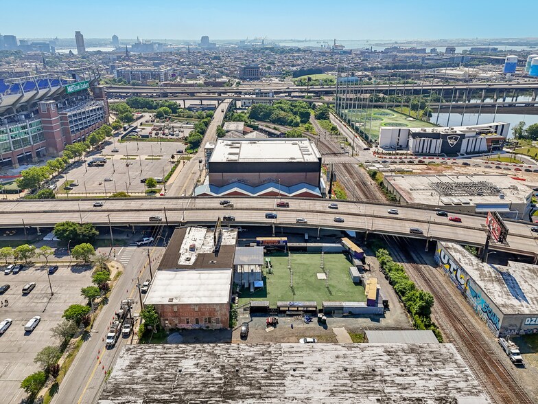 More Photos Of 1300 Russell St, Baltimore General Retail For Sale