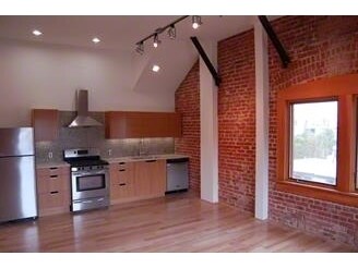 More Photos Of 8 Brooks Ave, Venice Apartments For Lease