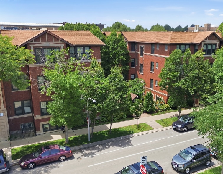Primary Photo Of 5022-5030 N Winthrop Ave, Chicago Apartments For Sale