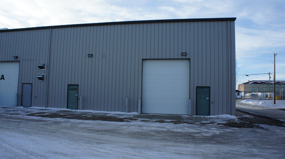 More Photos Of 7609 Sparrow Dr, Leduc Warehouse For Sale