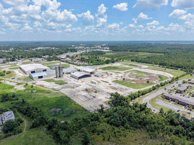 More Photos Of 1509 S Byron Butler Pky, Perry Manufacturing For Sale