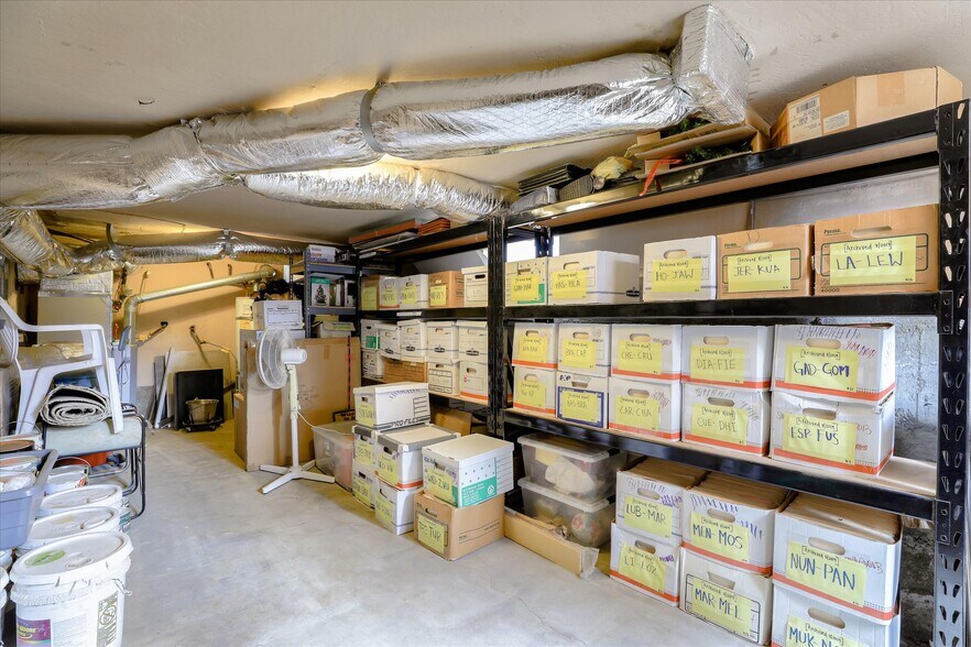 More Photos Of 560 E Saint John St, San Jose Medical For Sale