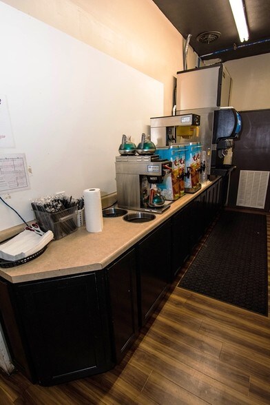 More Photos Of 7052 Benton Rd, Paducah Restaurant For Sale