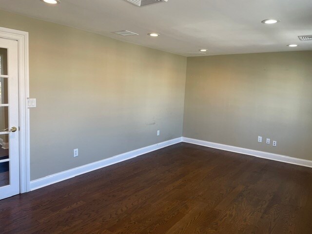 More Photos Of 281 Main St, Woodbridge Loft Creative Space For Lease