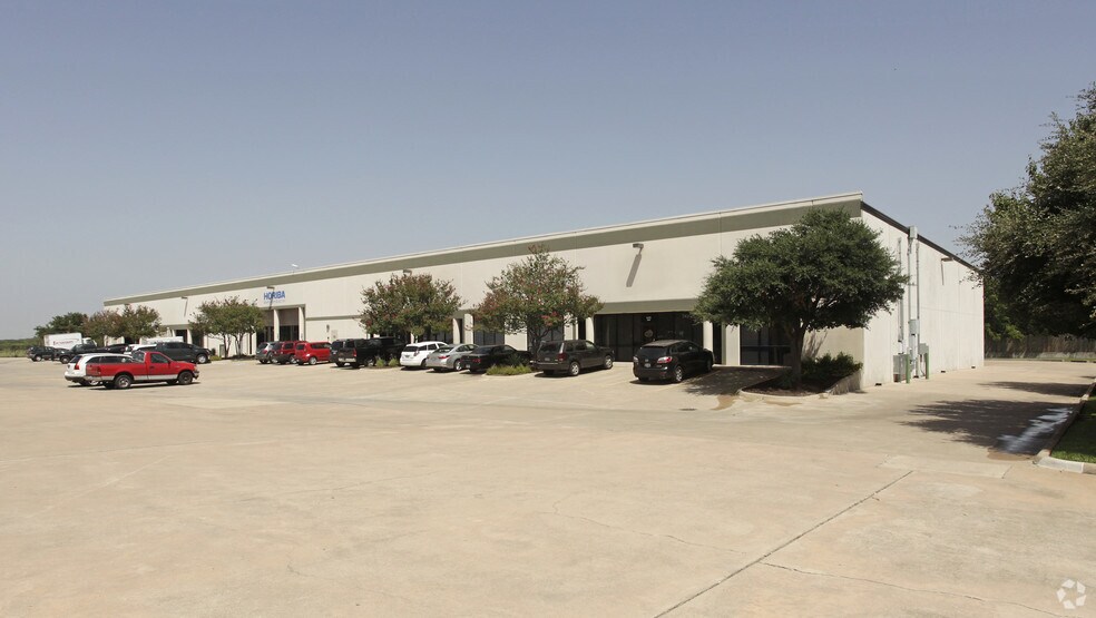 More Photos Of 9701 Dessau Rd, Austin Light Manufacturing For Lease