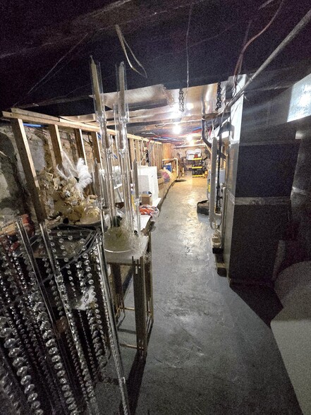 More Photos Of 4087 1/2 Lancaster Ave, Philadelphia Storefront Retail Residential For Lease