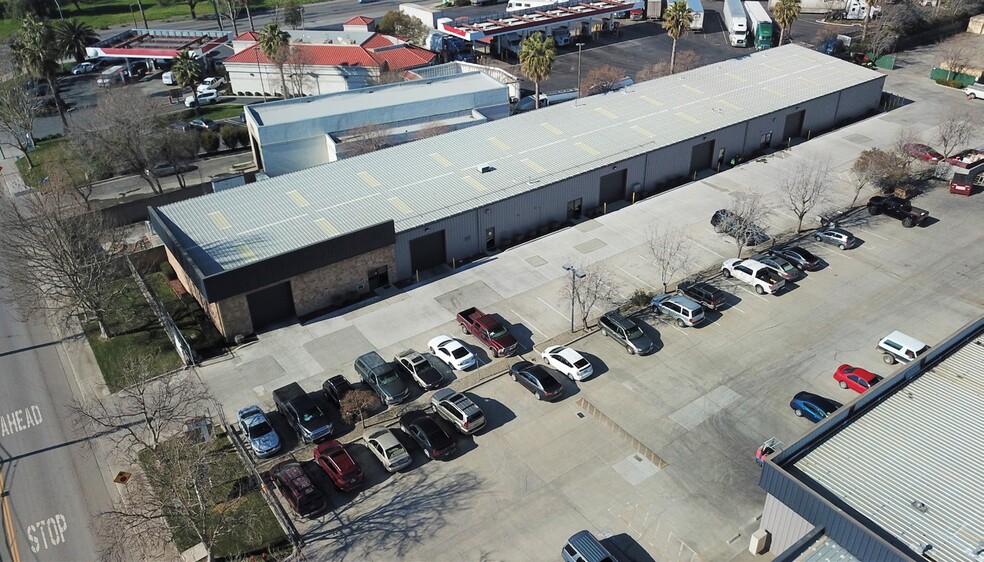 More Photos Of 503-523 W Larch Rd, Tracy Warehouse For Lease