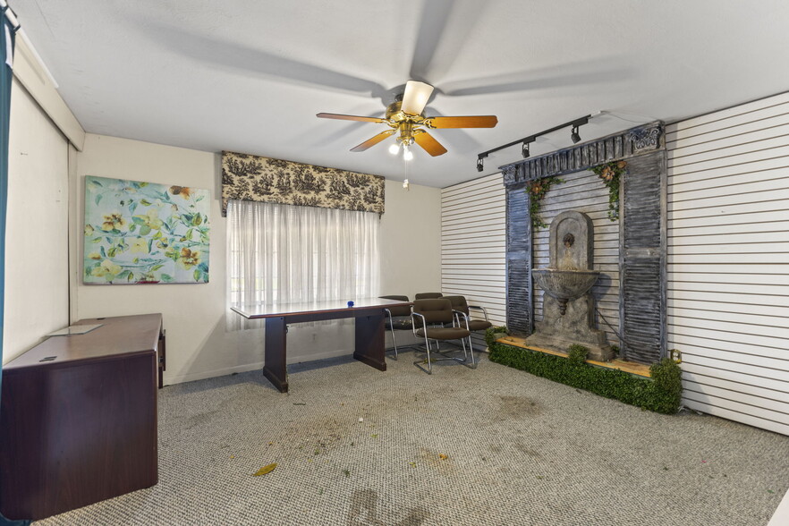 More Photos Of 5034 N Nebraska Ave, Tampa Freestanding For Sale