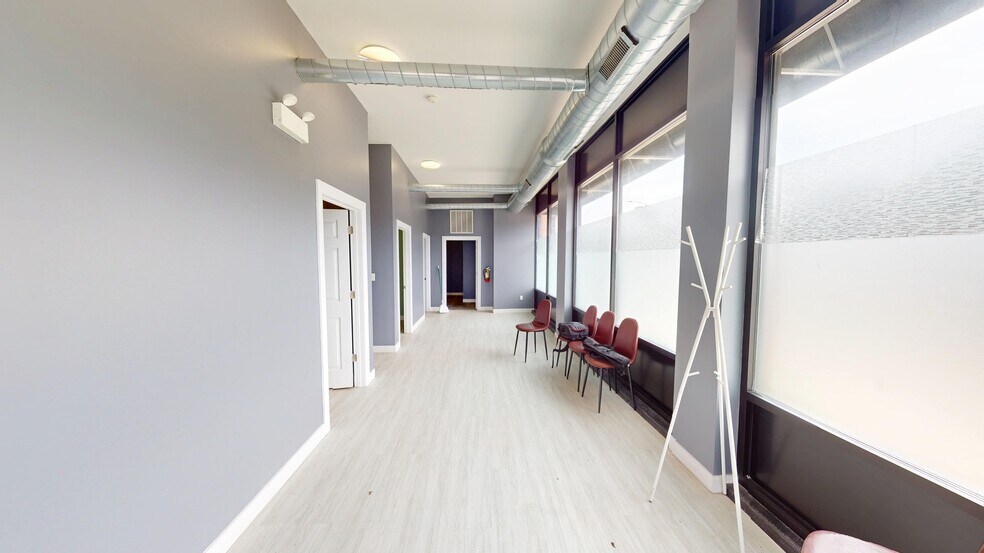 More Photos Of 4401-4403 N Clark St, Chicago Apartments For Lease