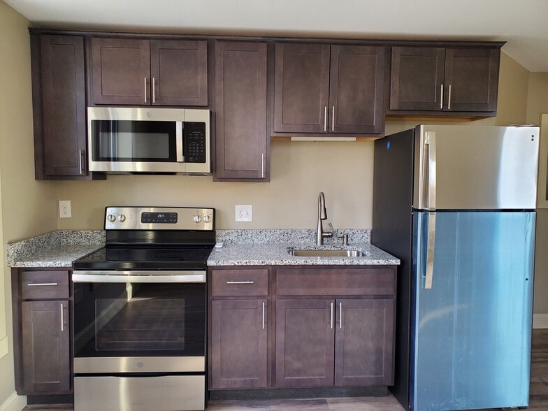 More Photos Of 119 Hanover St, Manchester Apartments For Sale