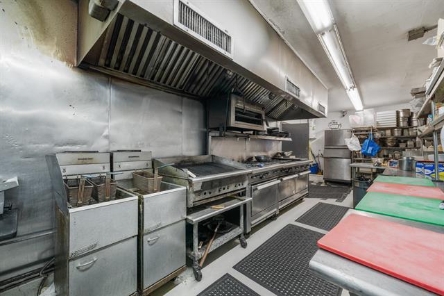 More Photos Of 31 Cottage St, Bayonne Restaurant For Sale