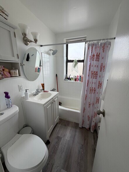 More Photos Of 130 Grand Ave, Englewood Apartments For Sale