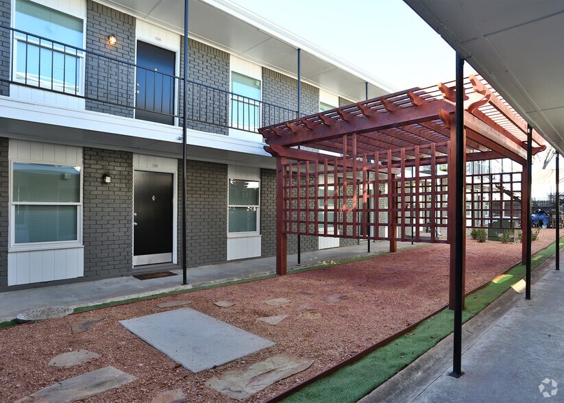 More Photos Of 5601 Birchman Ave, Fort Worth Apartments For Sale