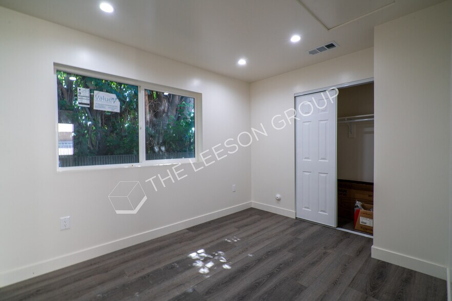 More Photos Of 1370 San Juan St, Tustin Apartments For Sale