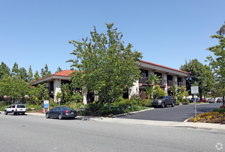 Primary Photo Of 468 Pennsfield Pl, Thousand Oaks Office For Sale