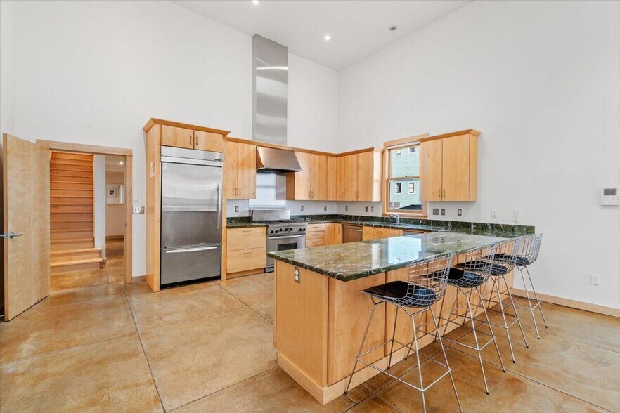 More Photos Of 507 2nd St, Eureka General Retail For Sale