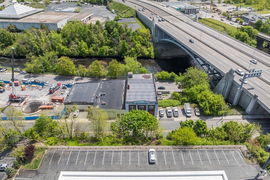More Photos Of 92 Pleasant St, Pawtucket Warehouse For Sale