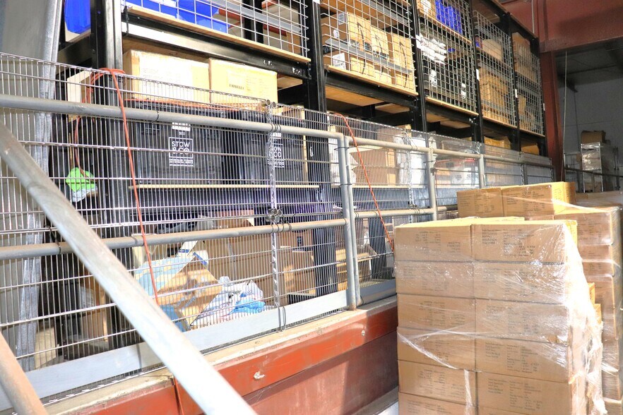 More Photos Of 2 Red Hill Rd, Montague Warehouse For Sale