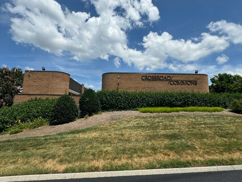 More Photos Of 9051 Executive Park Dr, Knoxville Office For Sale