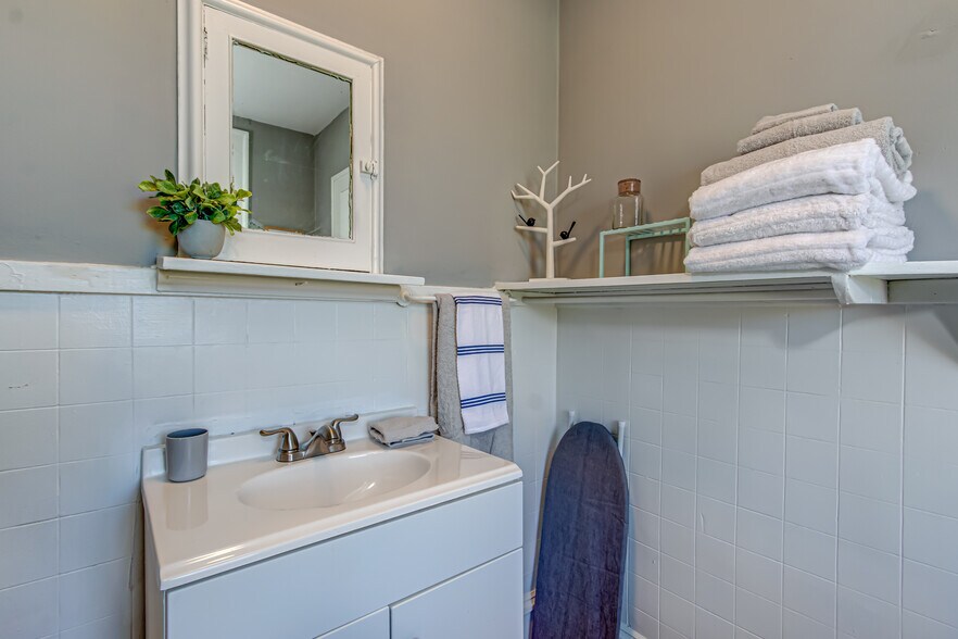 More Photos Of 1515 Stovall St, Augusta Apartments For Sale