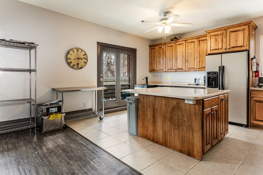 More Photos Of 268 Main St, Park City Storefront Retail Office For Lease