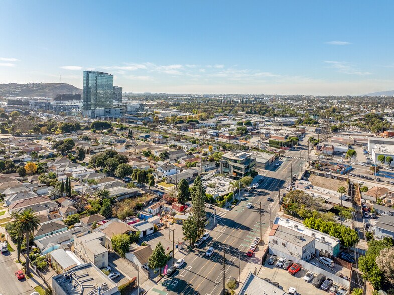 More Photos Of 5740-5750 W Adams Blvd, Los Angeles Land For Sale