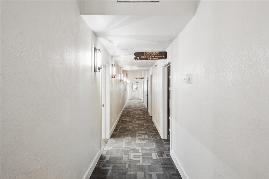 More Photos Of 20 2nd Ave E, Kalispell Office For Sale