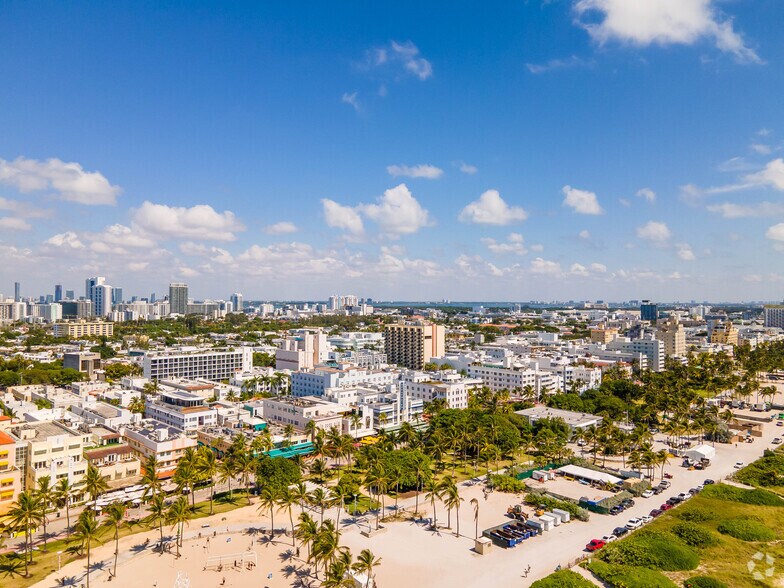 More Photos Of 918 Ocean Dr, Miami Beach Hotel For Sale