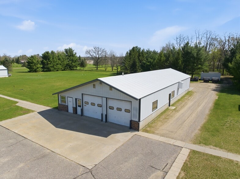 More Photos Of 4182 Highway 23, Wisconsin Dells Manufacturing For Sale