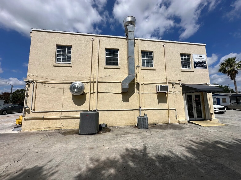 More Photos Of 1529 Avenue D, Fort Pierce Freestanding For Sale