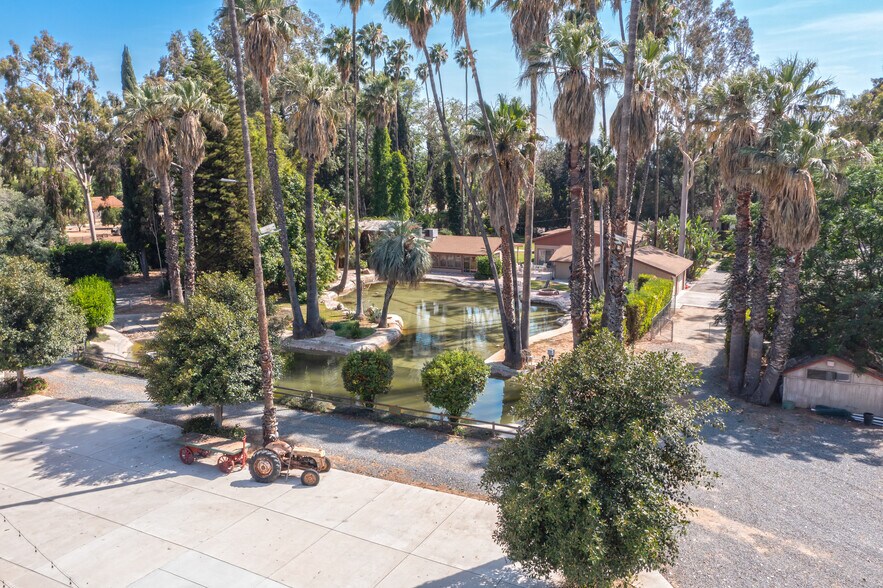 More Photos Of 2083 Grace St, Riverside Multifamily For Sale