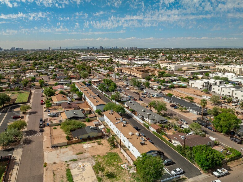 More Photos Of 1412 N 35th St, Phoenix Apartments For Sale