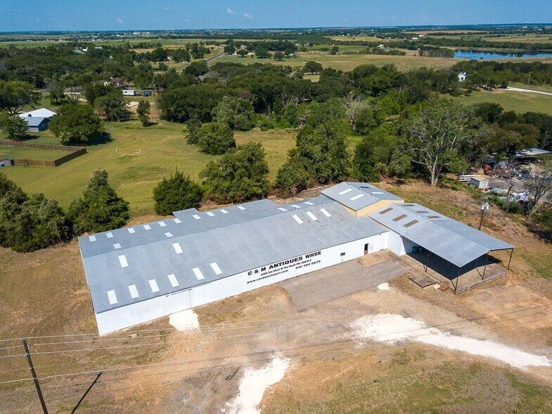 More Photos Of 3554 S Robinson Dr, Robinson Warehouse For Sale