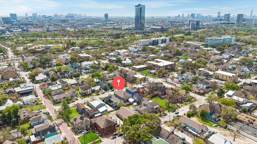More Photos Of 1812 Kane St, Houston Office Residential For Sale