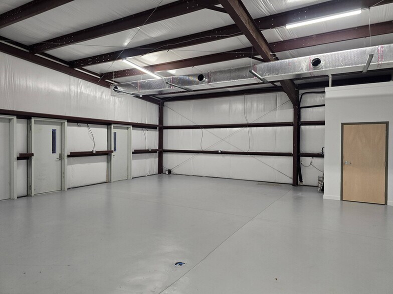 More Photos Of 8625 Gulf Beach Highway hwy, Pensacola Light Distribution For Lease