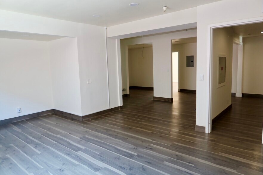 More Photos Of 5860-5862 Avalon Blvd, Los Angeles Medical For Lease